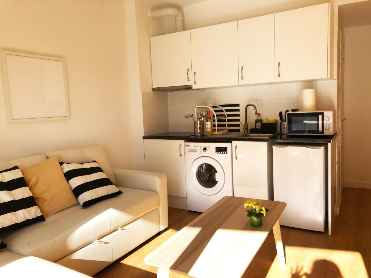 Lovely Seaside Apartment In Front Of Calafell Beach And Cunit Beach Segur de Calafell Exterior foto